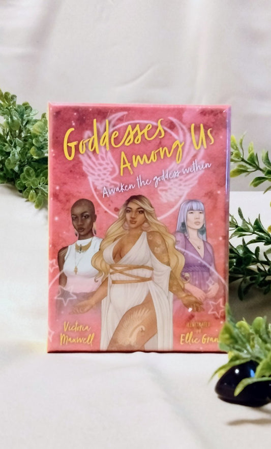 Goddesses Among Us Oracle Cards - Moonsence